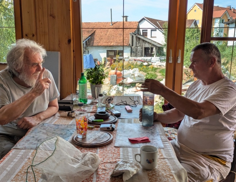 local slovenian volunteering