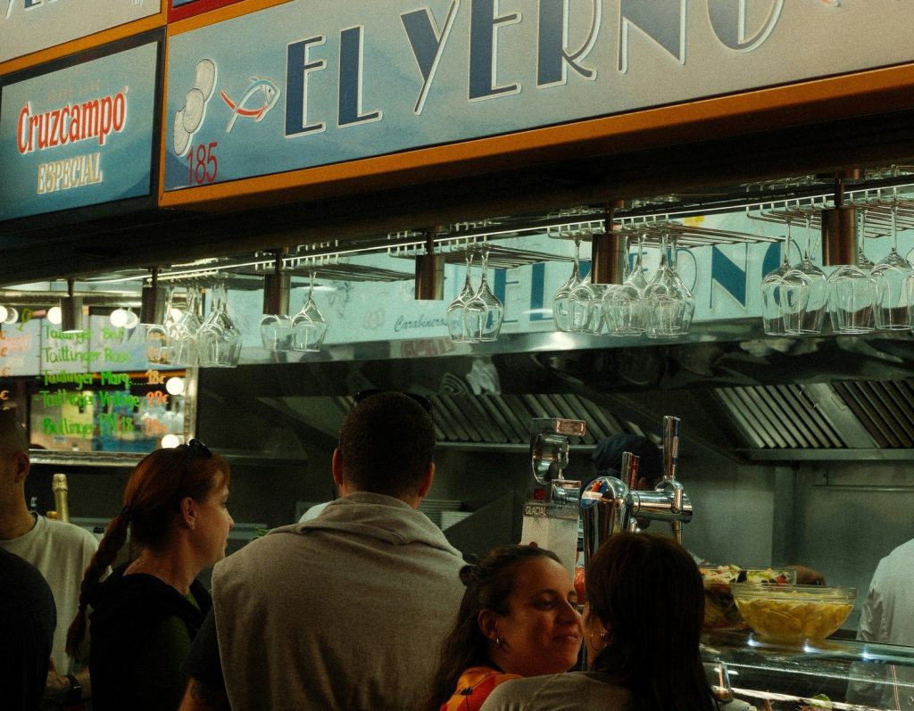 food experience in spain local market